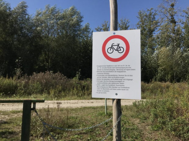 Schild - Radfahren verboten